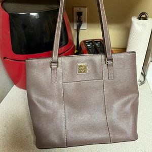 Dooney & Bourke shopper tote